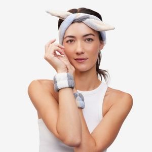 PJ Salvage Spa Headband And Wristband Set